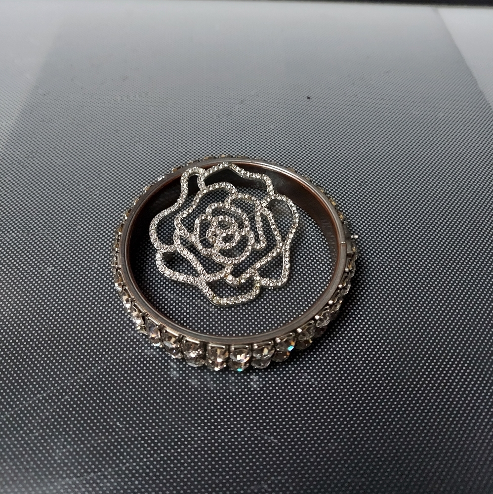 Rhinestone Solid Bangle Camilla Brooch Set - image 3